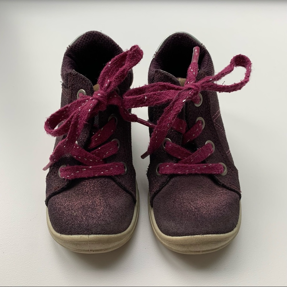 ECCO Toddler girl purple shoes size 6